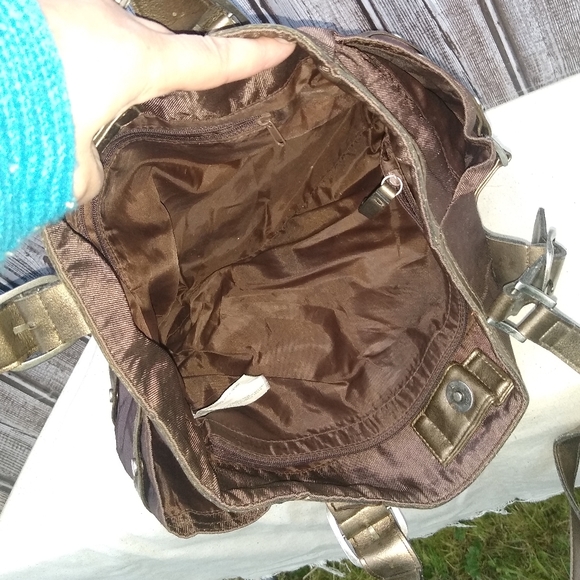 Rip Stop Nylon Faux Leather Buckle & Strap 3 Compartment Shoulder Bag - Picture 9 of 15